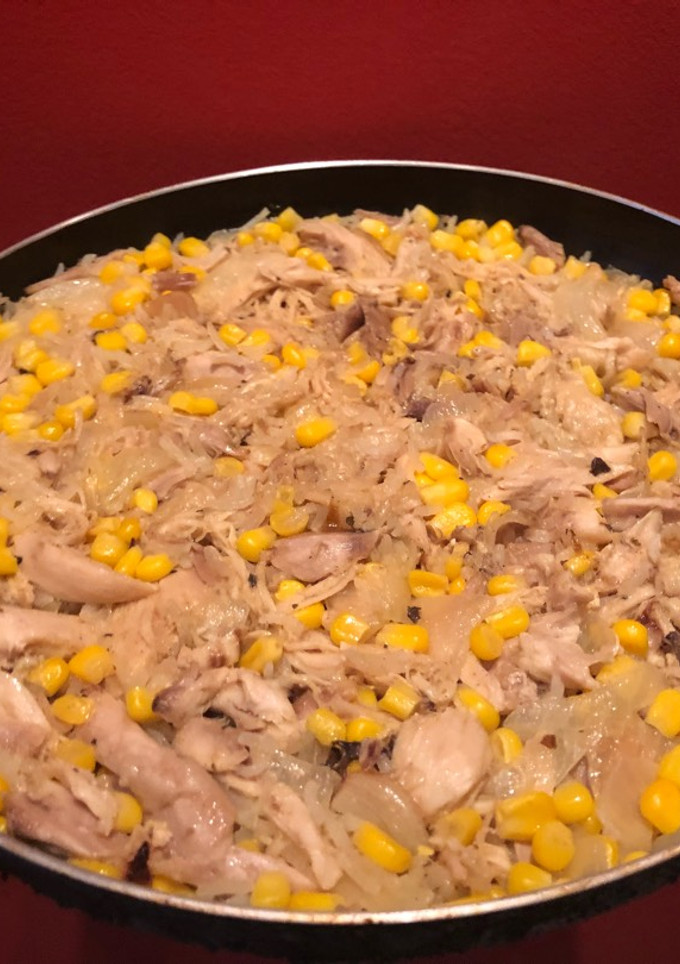 Una foto de Arroz con pollo