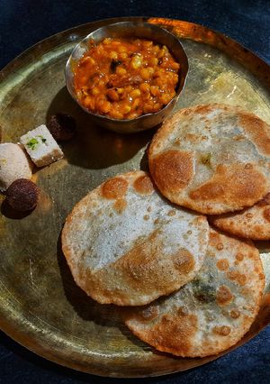 কড়াইশুঁটির কচুরি(Koraishutir kachori recipe in Bengali) রেসিপির প্রধান ছবি