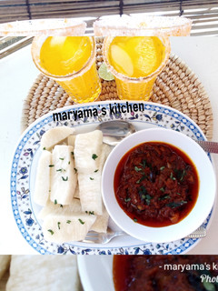 A picture of White yam&onion stew.