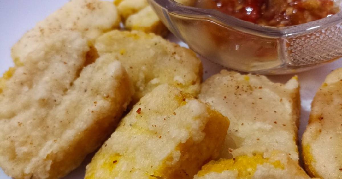 Penyajian Krispi Kulit Tahu Aci di Kecamatan Ngadiluwih