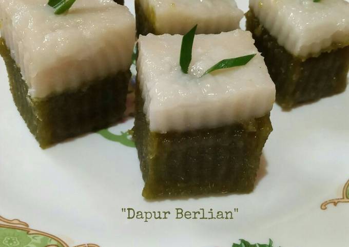 Kue Talam Singkong Daun Kelor