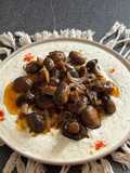 فطر مكرمل مع البصل
