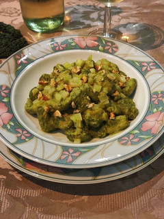 Foto di Cavatelli al cavolo nero e crema di foglie di cavolfiore con tajin