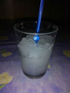 Una foto de Sorbete de limón sin alcohol