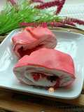 Strawberry Roll Crepe