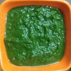 A picture of Mooli k patte ki chutney.