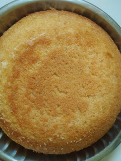 வெண்ணிலா மைதா கேக் (vennila maida Cake Recipe in tamil) செய்முறை முக்கிய புகைப்படம்