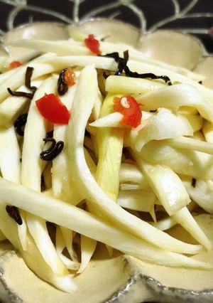 鹽昆布涼拌茭白筍 的食譜成品照片