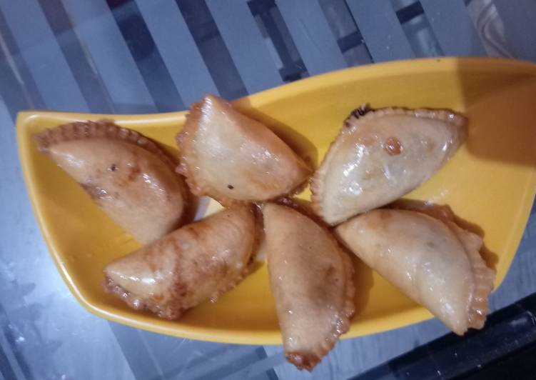 Gujiya