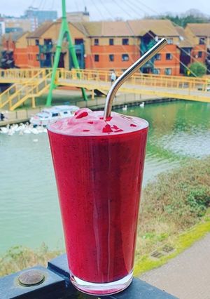 Φωτογραφία της συνταγής Smoothie από βατόμουρο και μύρτιλλα
