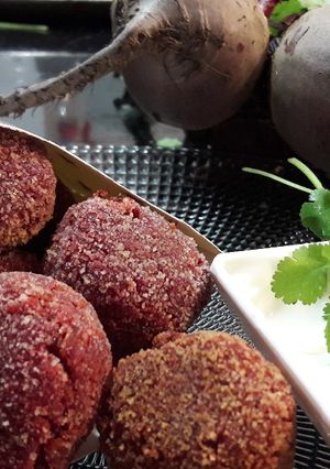 Una foto de Falafel de remolacha y morcilla