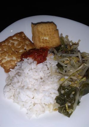 Foto resep Bening bayam bertemu sambal terasi 😋😍
