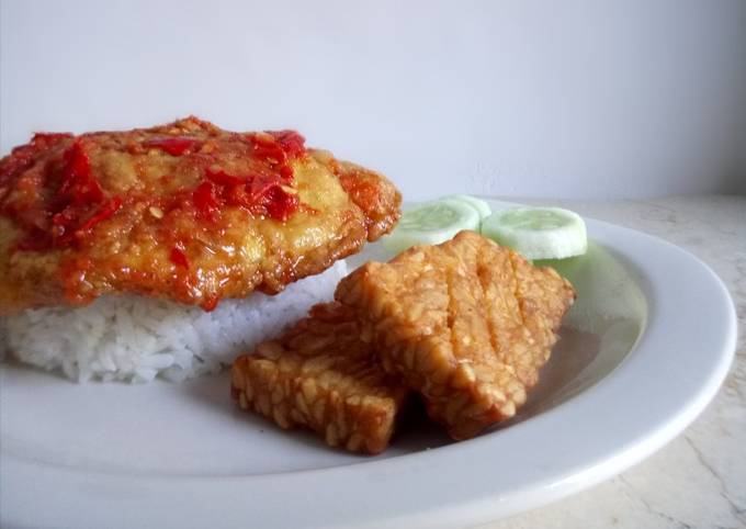 Nasi Telur Geprek