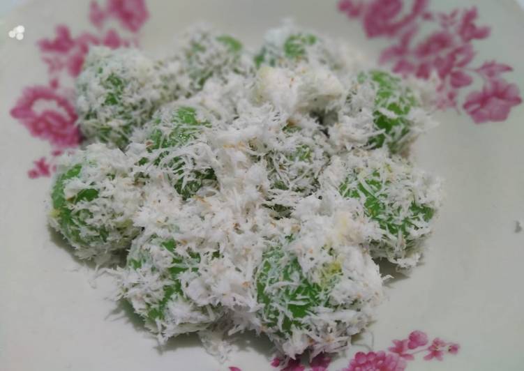 1. Klepon Ubi Hijau