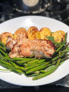 Hình của món Ức gà áp chảo muối tiêu và bột tỏi -Eatclean.