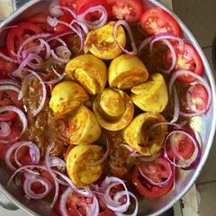 A picture of Egg curry.