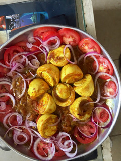 A picture of Egg curry.