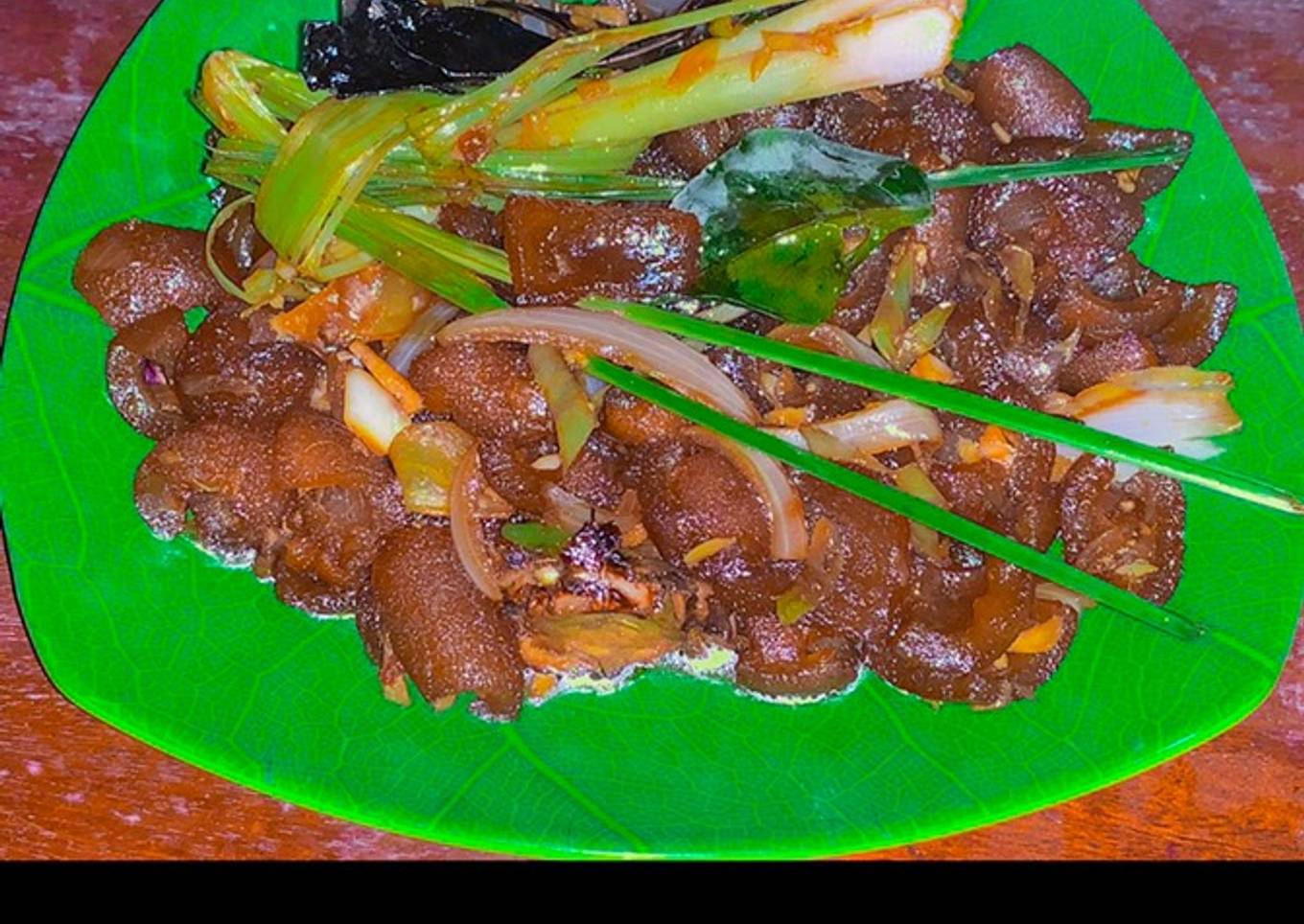Tumis pedas kikil sapi