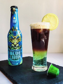 Φωτογραφία της συνταγής Rio De Janeiro Espresso Capsule + Blue Lagoon Cocktail
