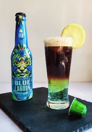 Φωτογραφία της συνταγής Rio De Janeiro Espresso Capsule + Blue Lagoon Cocktail