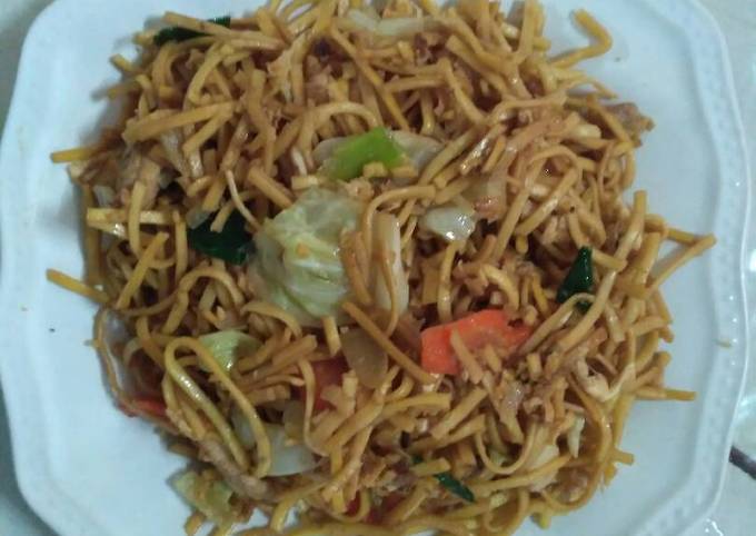 Resep Bakmi goreng oleh Nophienjut - Cookpad