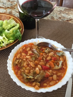 Una foto de Arroz y habichuelas