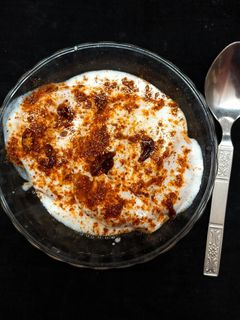 दही बड़ा (dahi vade recipe in Hindi) रेसिपी मुख्य फोटो