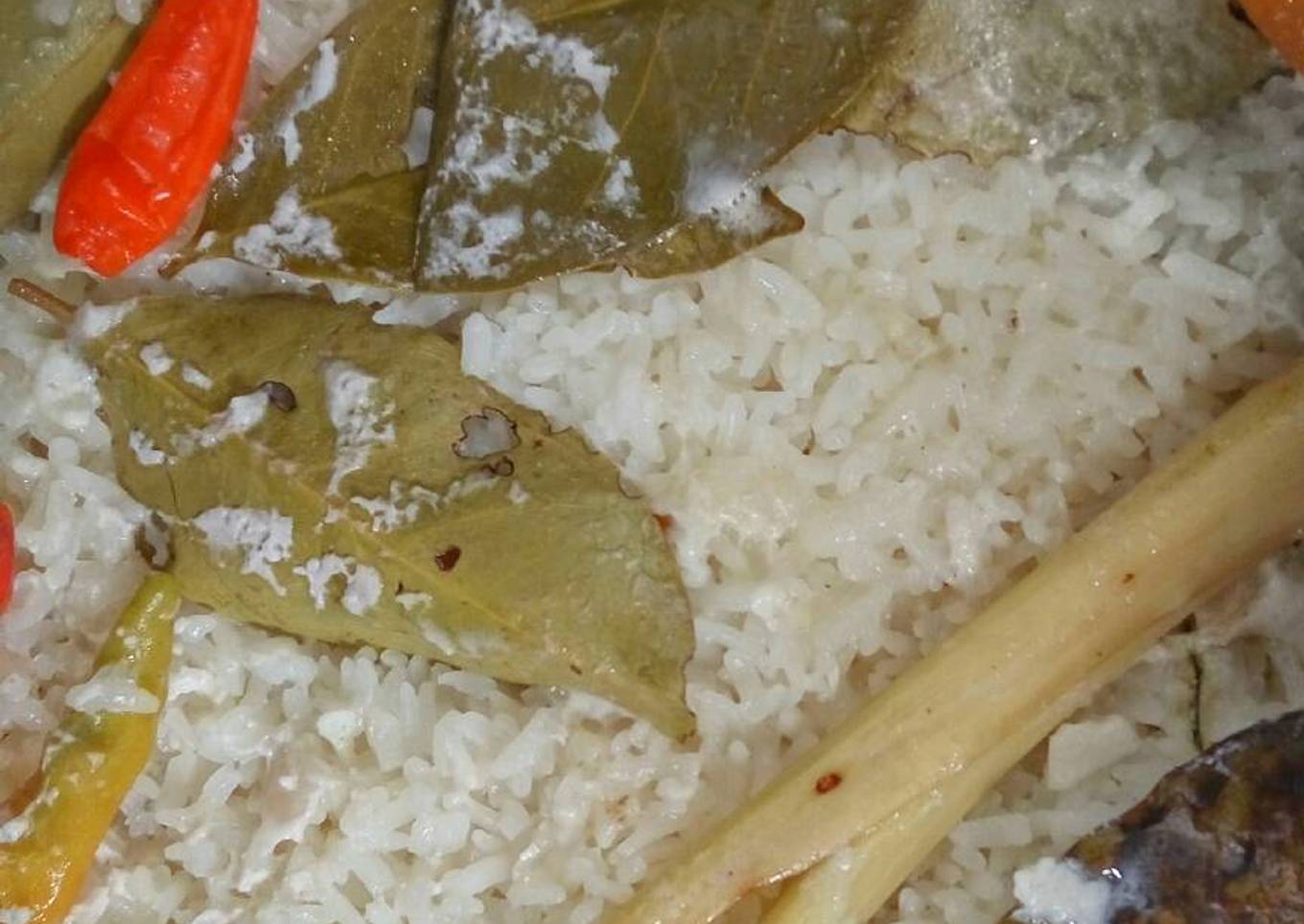 Periuk nasi Nasi Livet