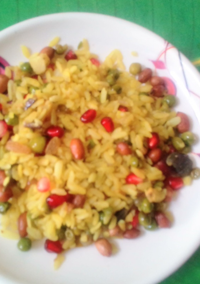 A picture of Kanda poha.