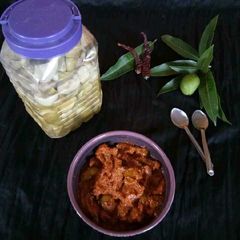 Appe Midi Mango Pickle A picture of Appe Midi Mango Pickle.