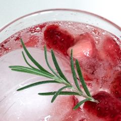 A picture of Strawberry Home CafeㅣStrawberry Sparkling Ade.