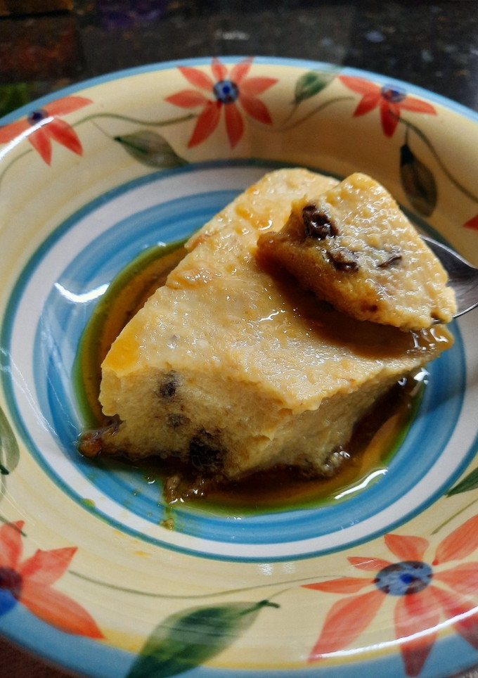 Una foto de Budín de pan (sin cocción) con pasas de uva