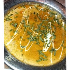 A picture of Chicken makhani handi.