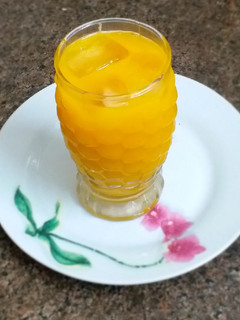મેંગો ફ્રુટી (Mango frooti recipe in gujarati) રેસીપી મુખ્ય ફોટો