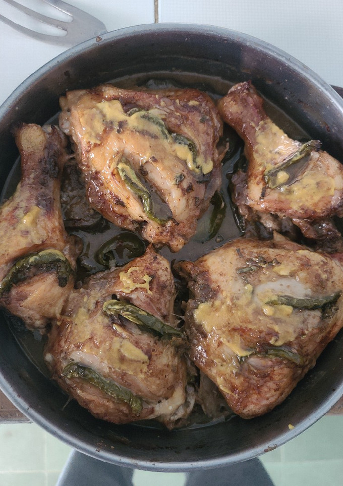 Una foto de Pollo al horno con berenjenas
