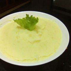 Mashed potatoes mashed potatoes A picture of Mashed potatoes mashed potatoes.
