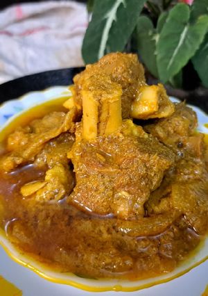 প্রেসার কুকারে মাটনের ঝোল (pressure cooker mutton jhol recipe in Bengali) রেসিপির প্রধান ছবি