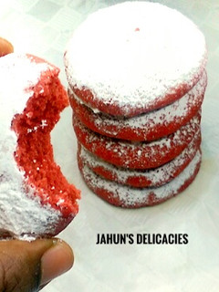A picture of Red Velvet Cookies.