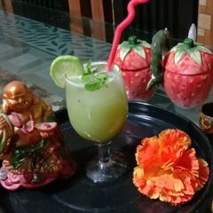 A picture of Cucumber Mint juice.