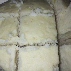 A picture of White ugali.