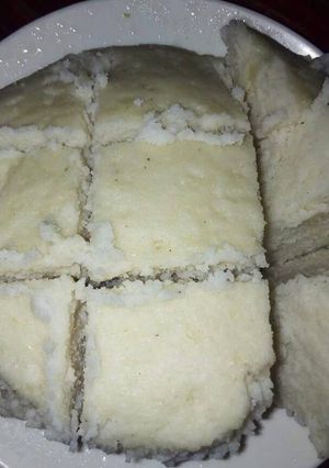 A picture of White ugali.