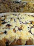 Torta dorada con arándanos azules