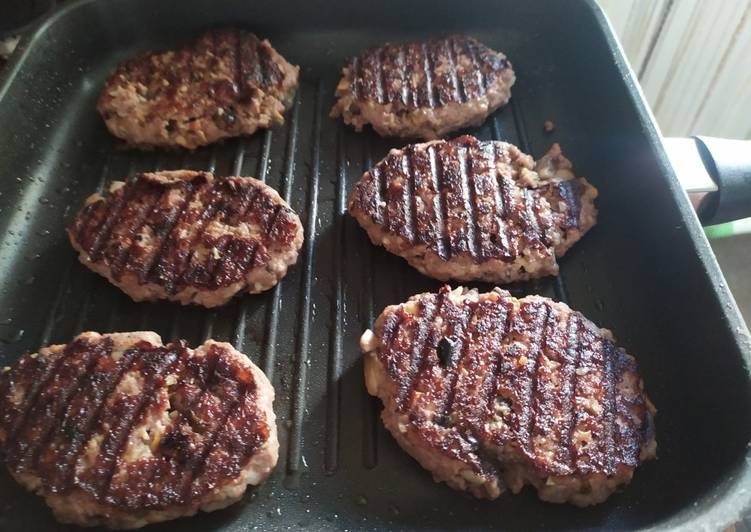 Говяжьи котлетки на гриль