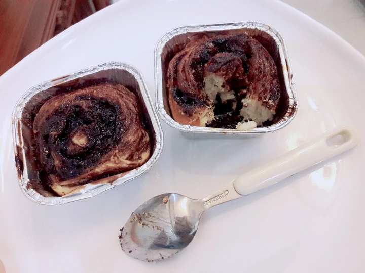Langkah Gampang Membikin Resep Cinnamon roll cokelat lumer yang Lezat Sekali Anti Ribet, Mantap