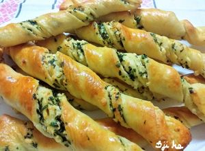 Medvehagymás-fetás csavart recept fotója