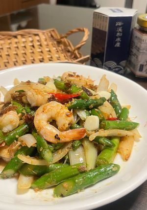 黃金蝦XO醬炒鮮蝦蘆筍 的食譜成品照片