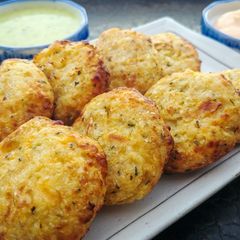 A picture of Cheesy Cauliflower Croquettes.