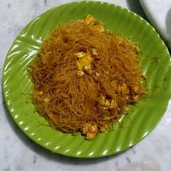 รูปของ Bihun goreng simple manis ala2 bubu