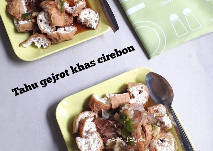 Tahu gejrot khas cirebon