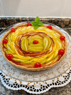 Una foto de Tarta de manzana y mermelada, sin gluten
